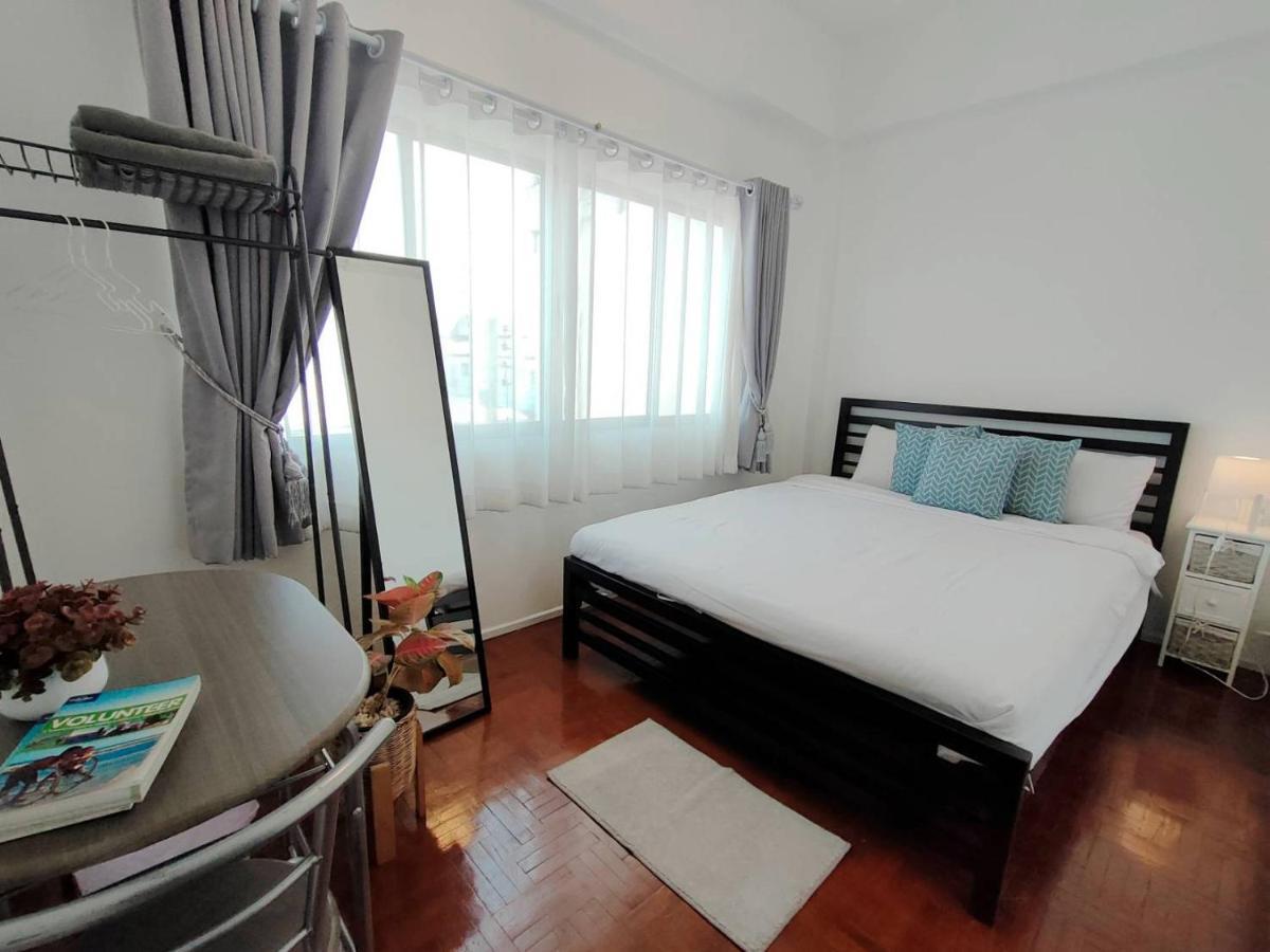24 Poshtel Chiangmai Hostel Чиангмай Екстериор снимка