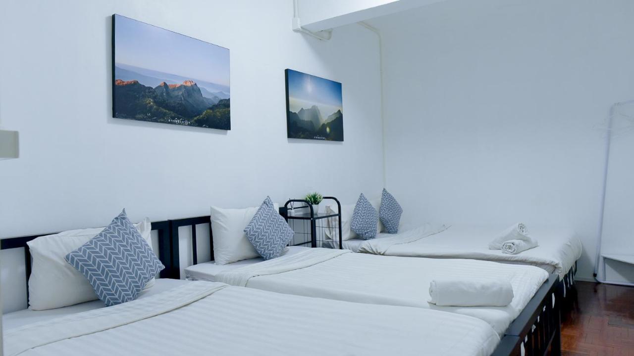 24 Poshtel Chiangmai Hostel Чиангмай Екстериор снимка