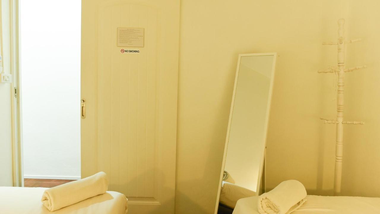 24 Poshtel Chiangmai Hostel Чиангмай Екстериор снимка