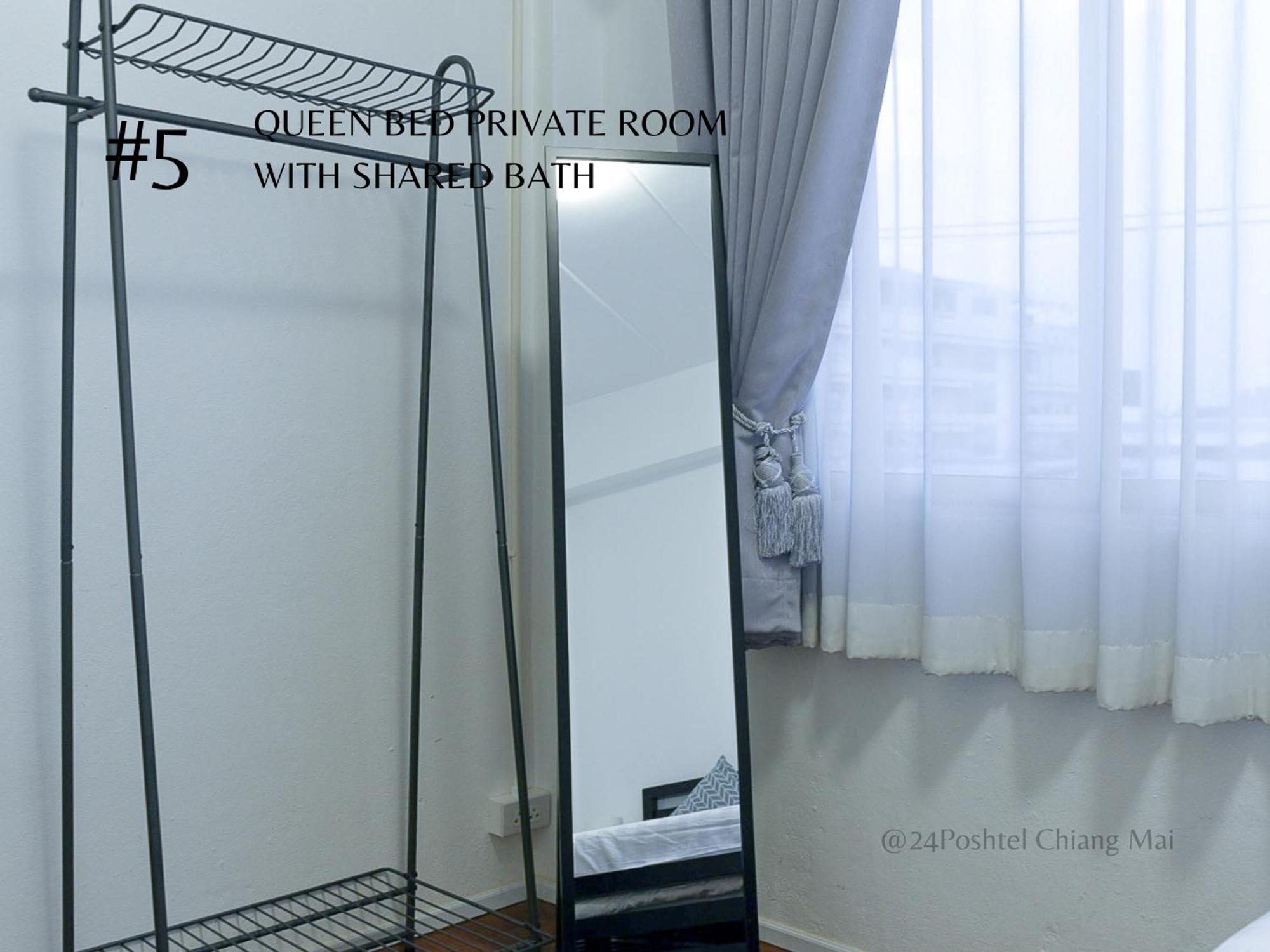 24 Poshtel Chiangmai Hostel Чиангмай Стая снимка